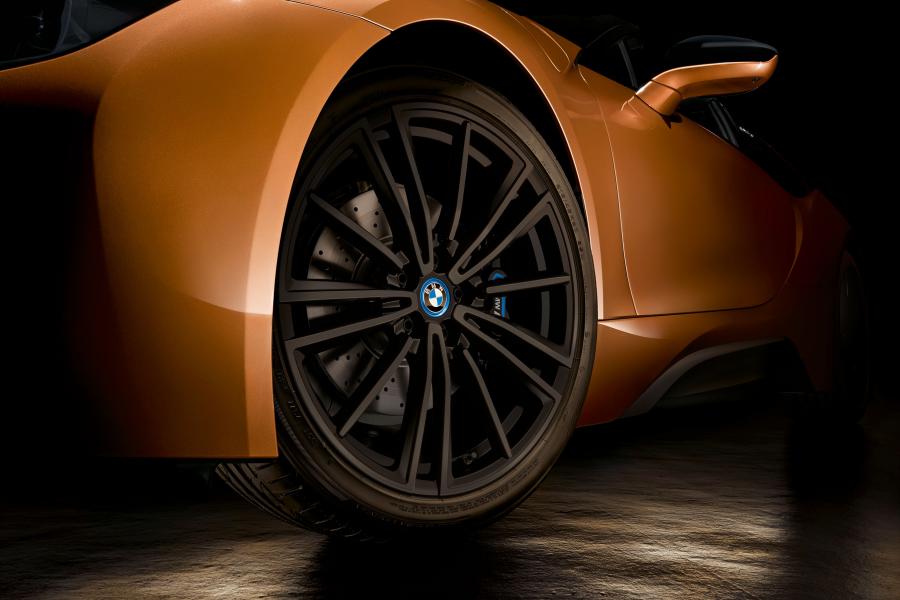 Колеса BMW i8 Roadster (I15) 2018 года  (WW) (фото 44 из 198)